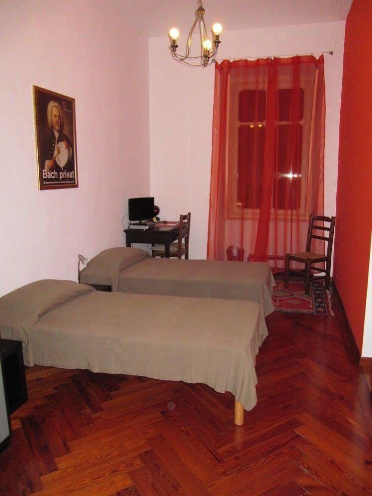 Al Porta Susa B&B Торино Екстериор снимка